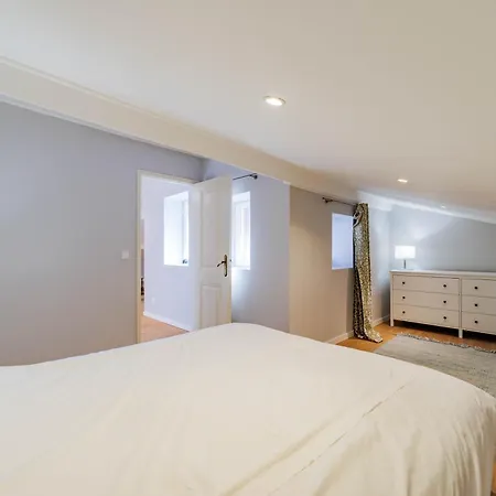 Apartment Perfect For Solo Travelers & Couple Lisbon